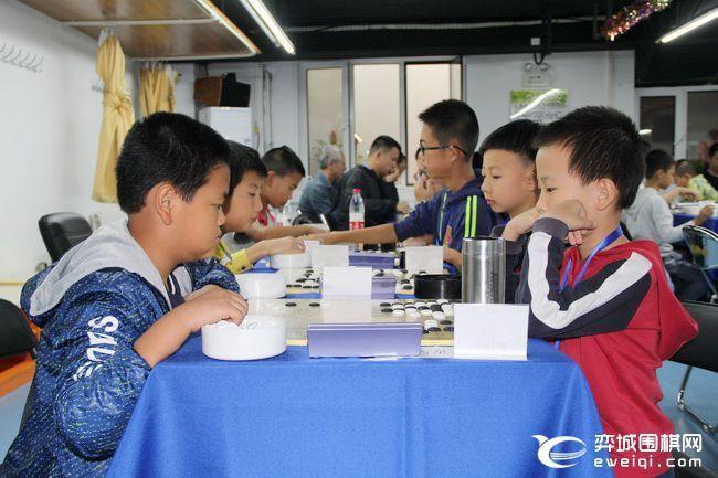 京北围棋杯选拔赛战罢7轮 张奕超韩瑾睿全胜领跑